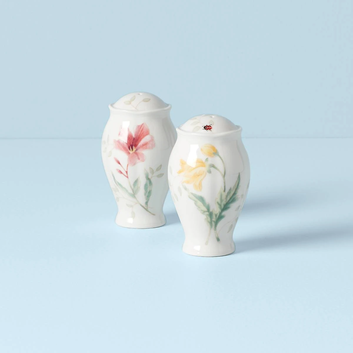 Lenox Butterfly Meadow® Salt & Pepper Shaker Set 3 Lenox Butterfly Meadow® Salt & Pepper Shaker Set