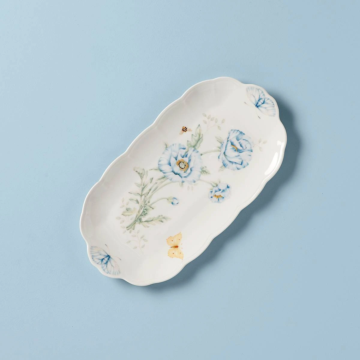 6108195_w10_2e879ab6-04bc-411c-a0fe-ec8bc8b7deef.jpg Lenox Butterfly Meadow® Oblong Sandwich Tray Dinnerware