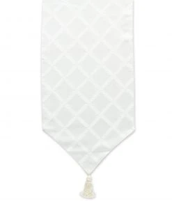 Lenox Table Linens Laurel Leaf Runner