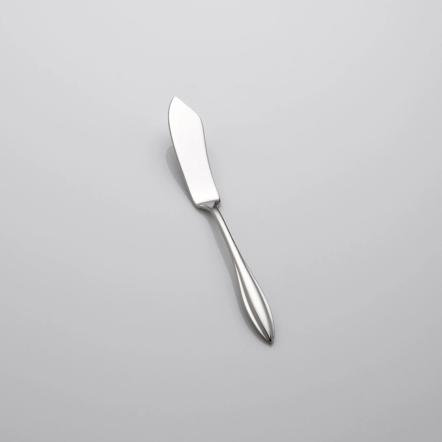 822717_w10.jpg Lenox Flatware Sculpt Butter Spreader