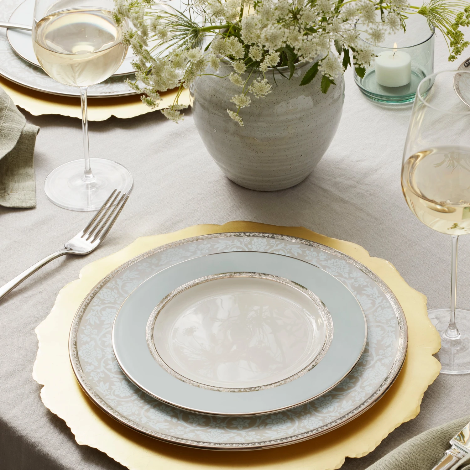 837586-LNP-S23-FEA-1.jpg Lenox Dinnerware Westmore™ 5-piece Place Setting