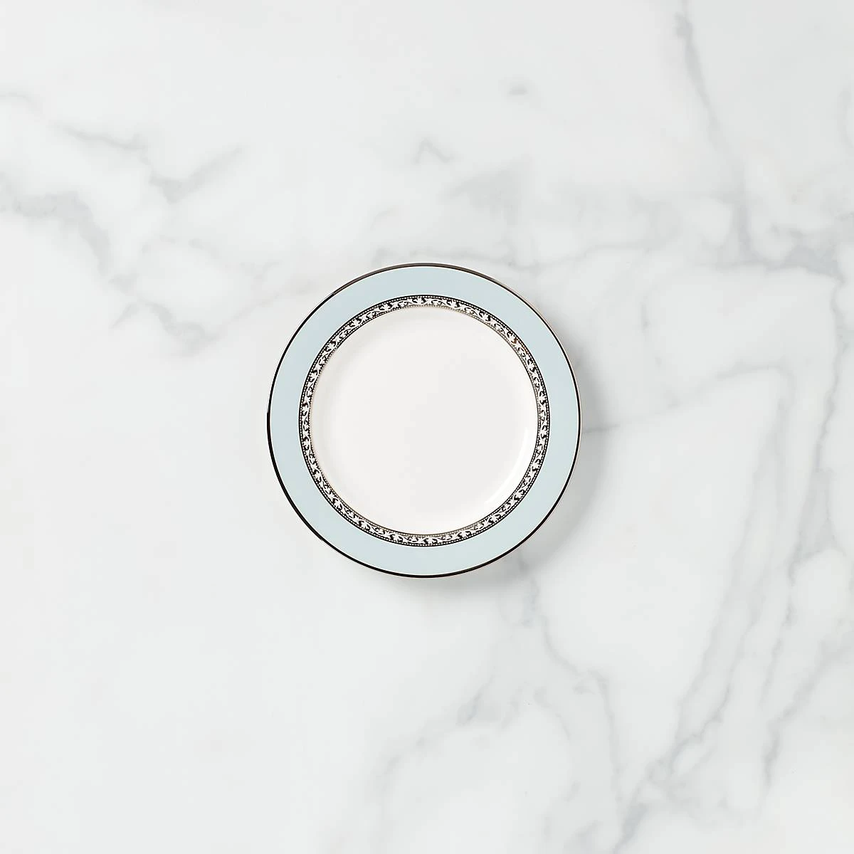 840772_w10_309ce1d0-69f0-4fcf-ad00-3a99a7f519af.jpg Lenox Westmore™ Bread Plate