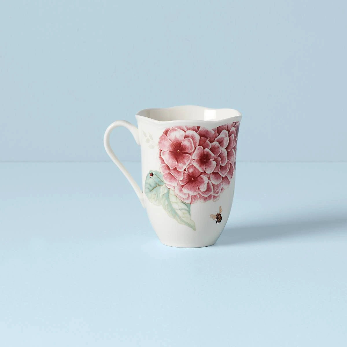 841008_w11_1a76a42b-8abb-4ba4-b230-0efe90870b38.jpg Lenox Butterfly Meadow Hydrangea Mug