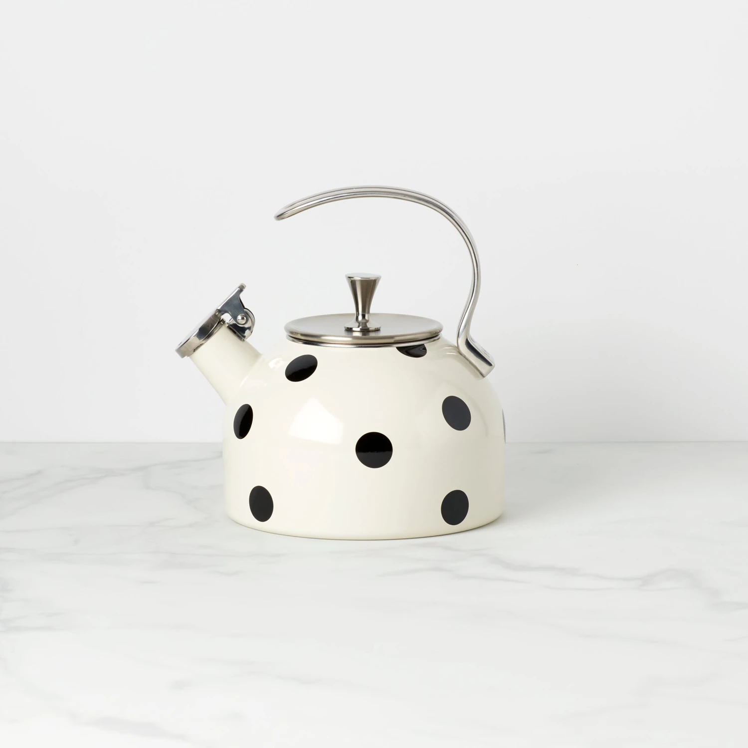 856751_w10-1_99e4792a-b857-482f-9a36-77245efb66cc.jpg Kate Spade Deco Dot Kettle