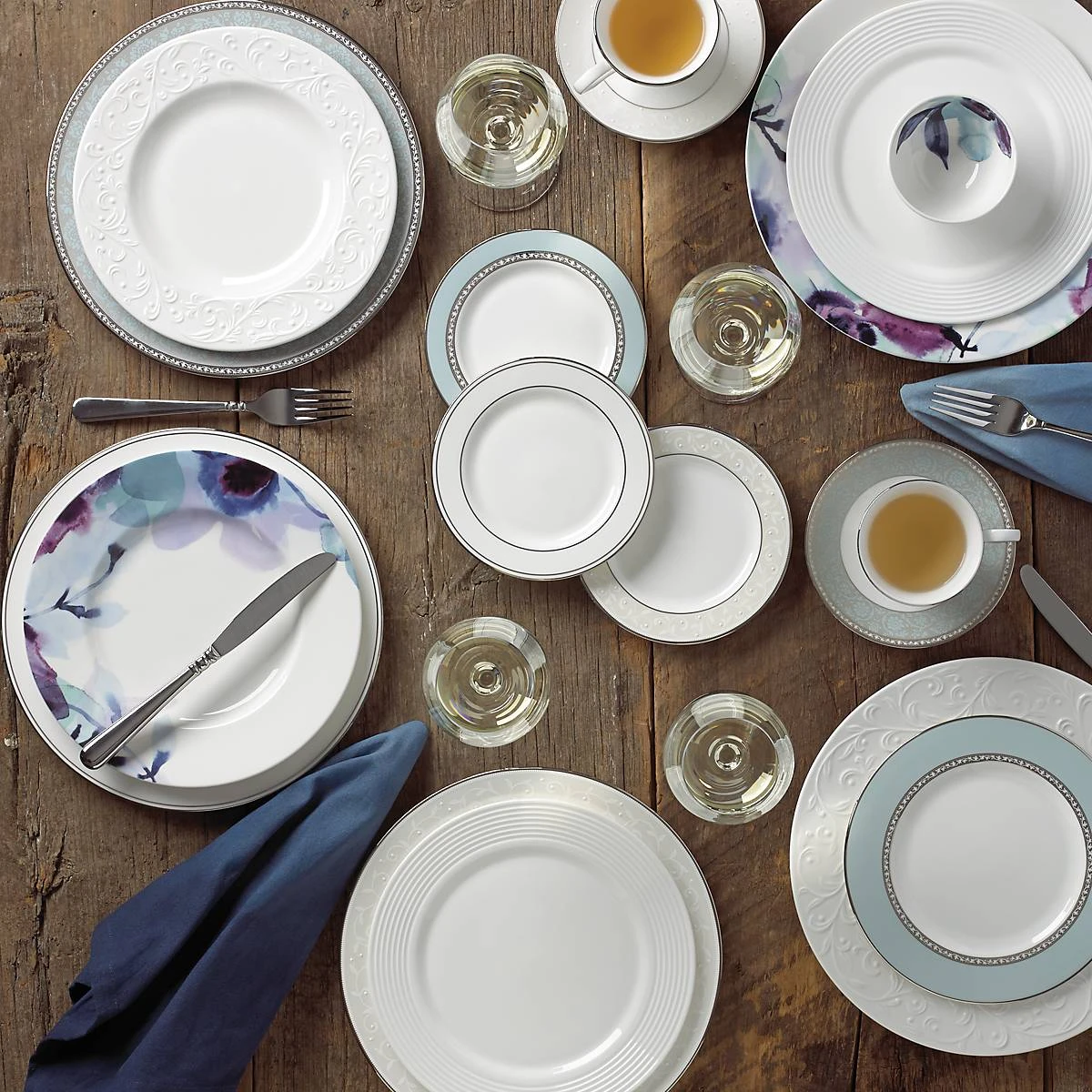 Lenox Dinnerware Indigo Watercolor 4-piece Place Setting 7 Lenox Dinnerware Indigo Watercolor 4-piece Place Setting
