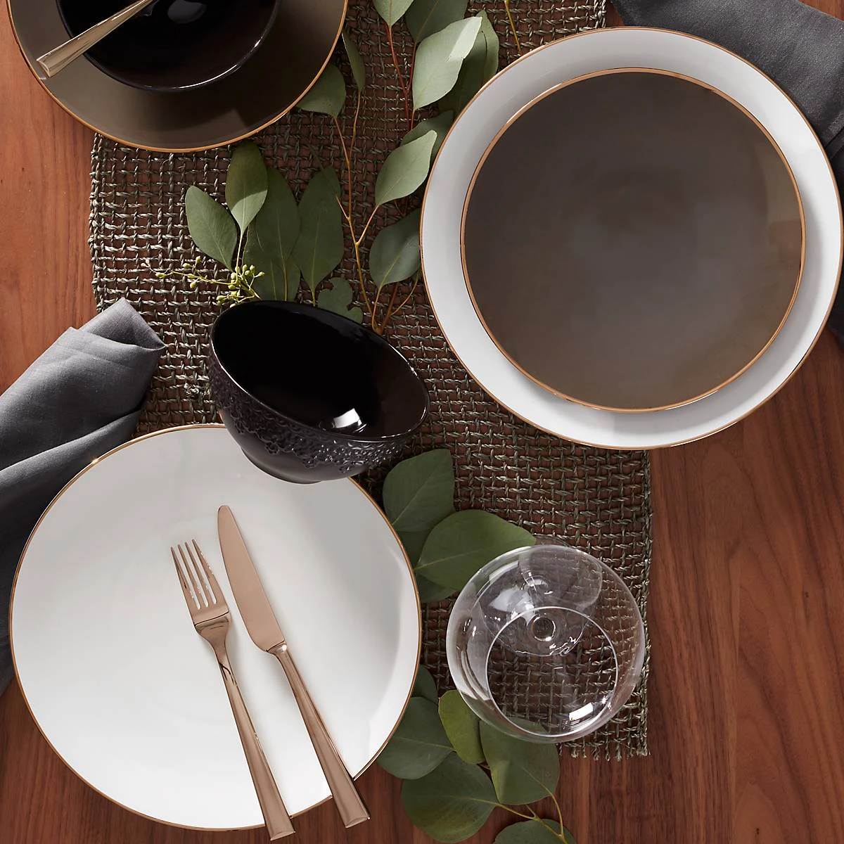 884649_w5.jpg Lenox Trianna ™ Dinner Plate Dinnerware