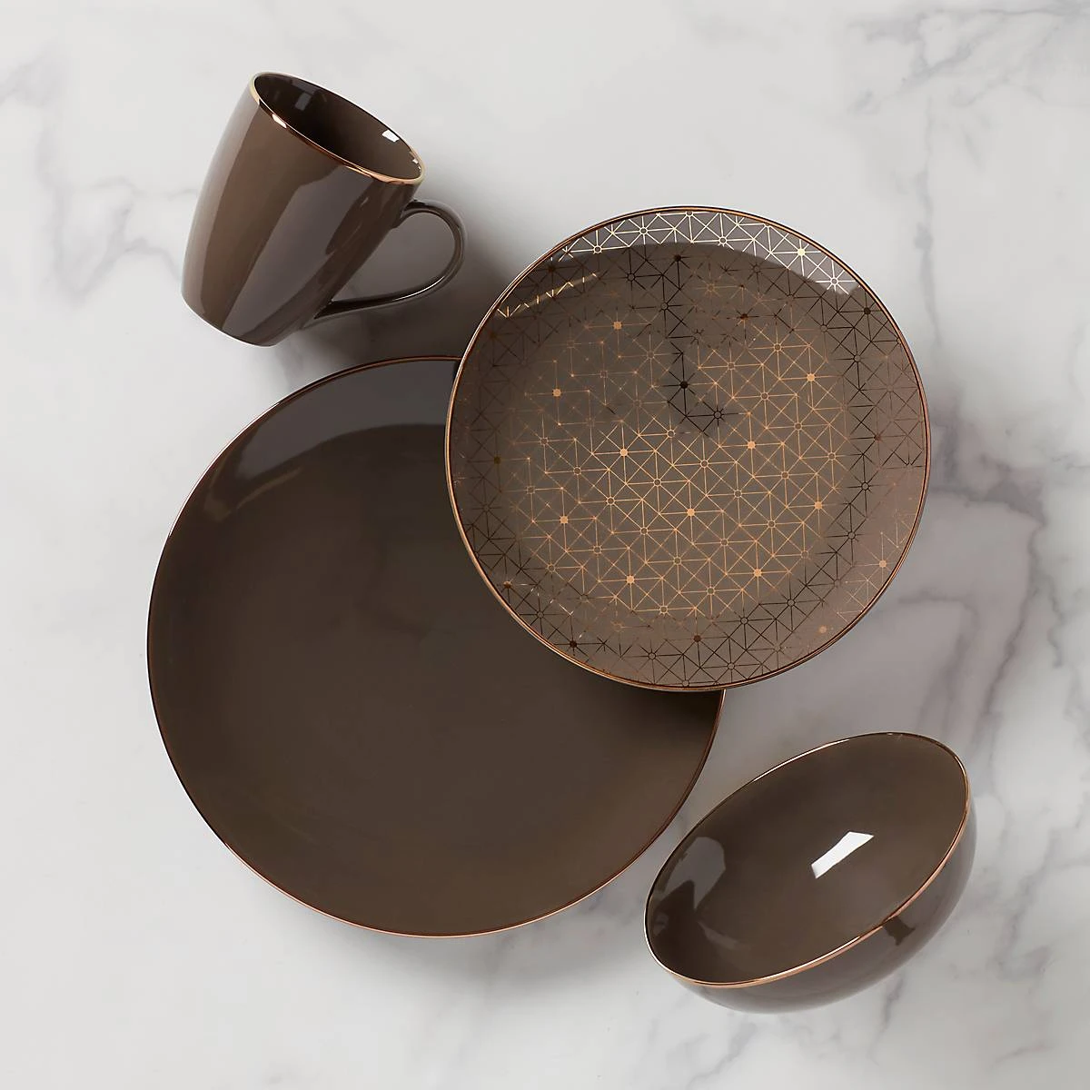 885152_w10_fc723c29-ef8e-4e3e-913d-7ade6f8e7248.jpg Lenox Trianna 4-piece Place Setting Dinnerware