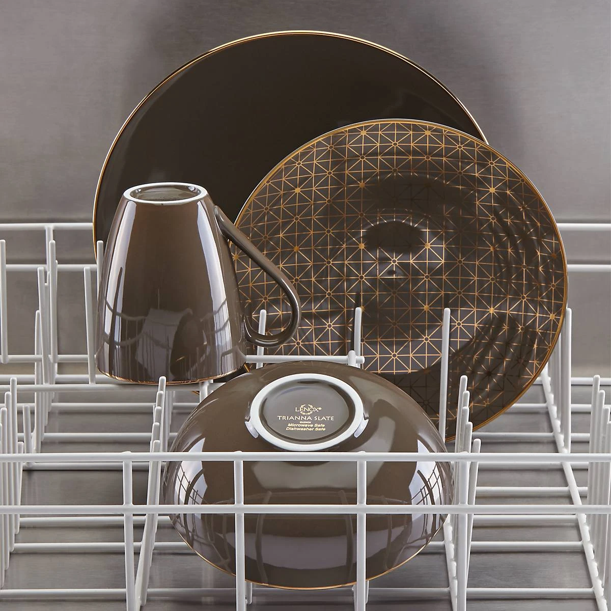 885152_w1_be037c37-22b7-4e6d-a8ed-8fe1c6bfee58.jpg Lenox Trianna 4-piece Place Setting Dinnerware