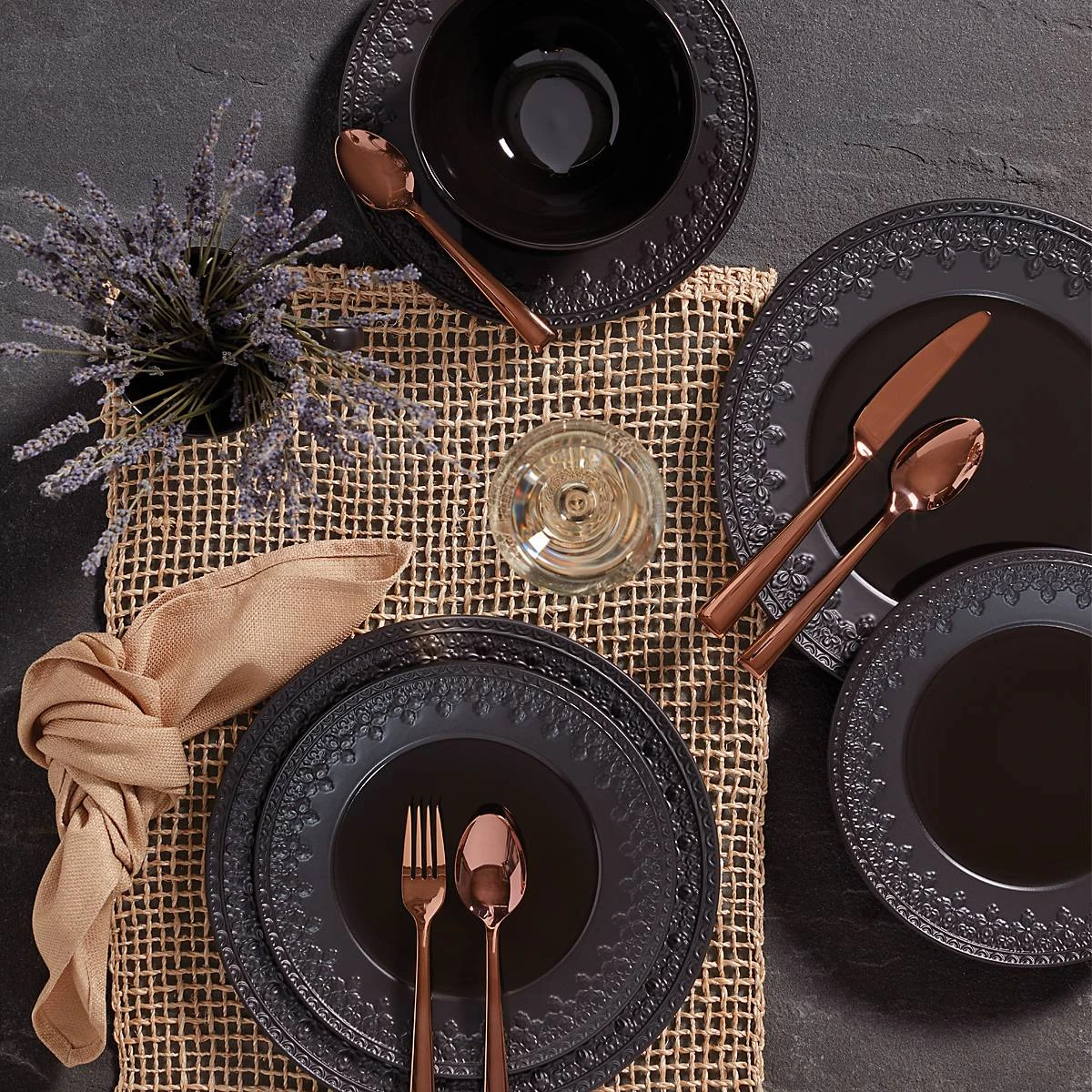 888917_w1_37e0857d-a238-4499-bfa4-f001fb2db3f8.jpg Lenox Chelse Muse Fleur Matte Black 4-Piece Bowl Set