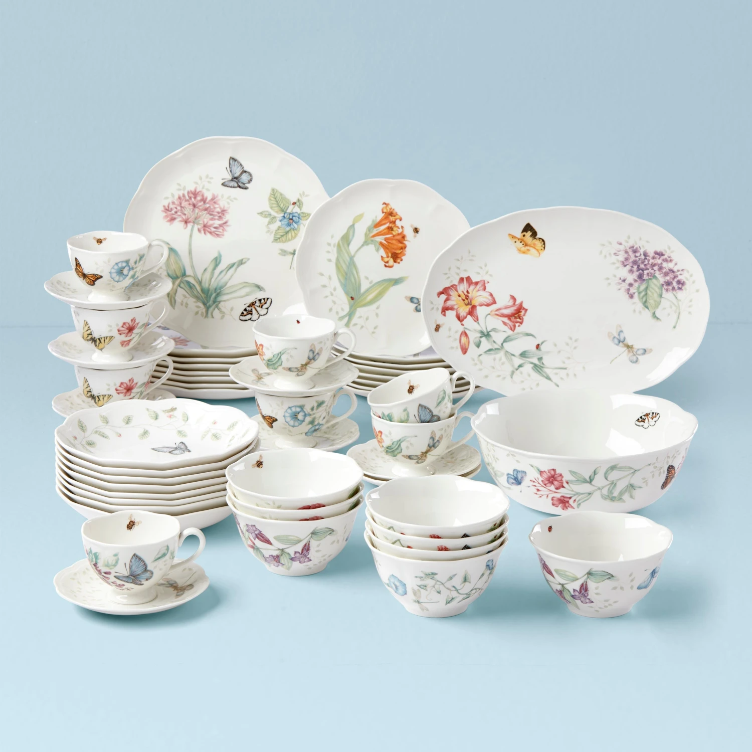 890673_w10.jpg Lenox Butterfly Meadow 50-Piece Dinnerware Set