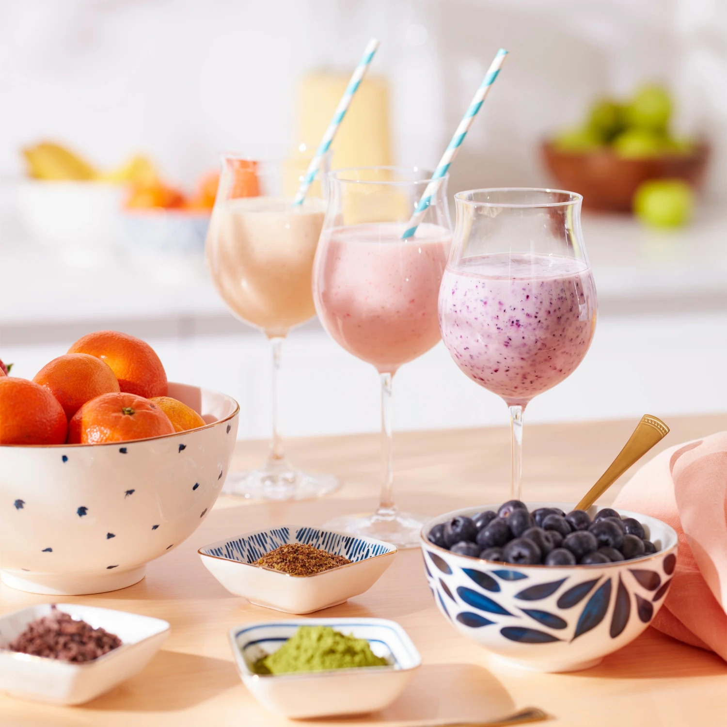 890691-893845-LNP-S23-FEA-5.jpg Lenox Tuscany Classics 4-Piece Rosé Glass Set