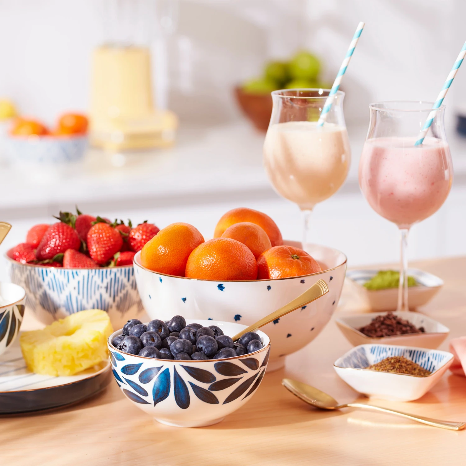 890691-893845-LNP-S23-FEA-7.jpg Lenox Tuscany Classics 4-Piece Rosé Glass Set