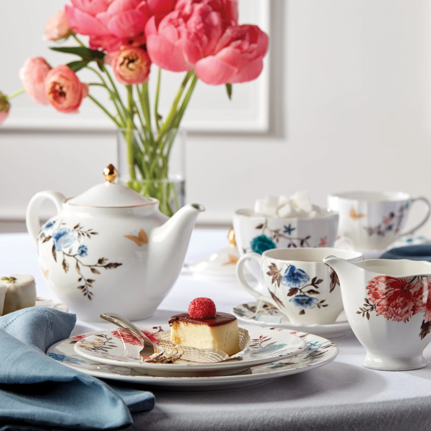 Lenox Sprig & Vine Teapot 8 Lenox Sprig & Vine Teapot