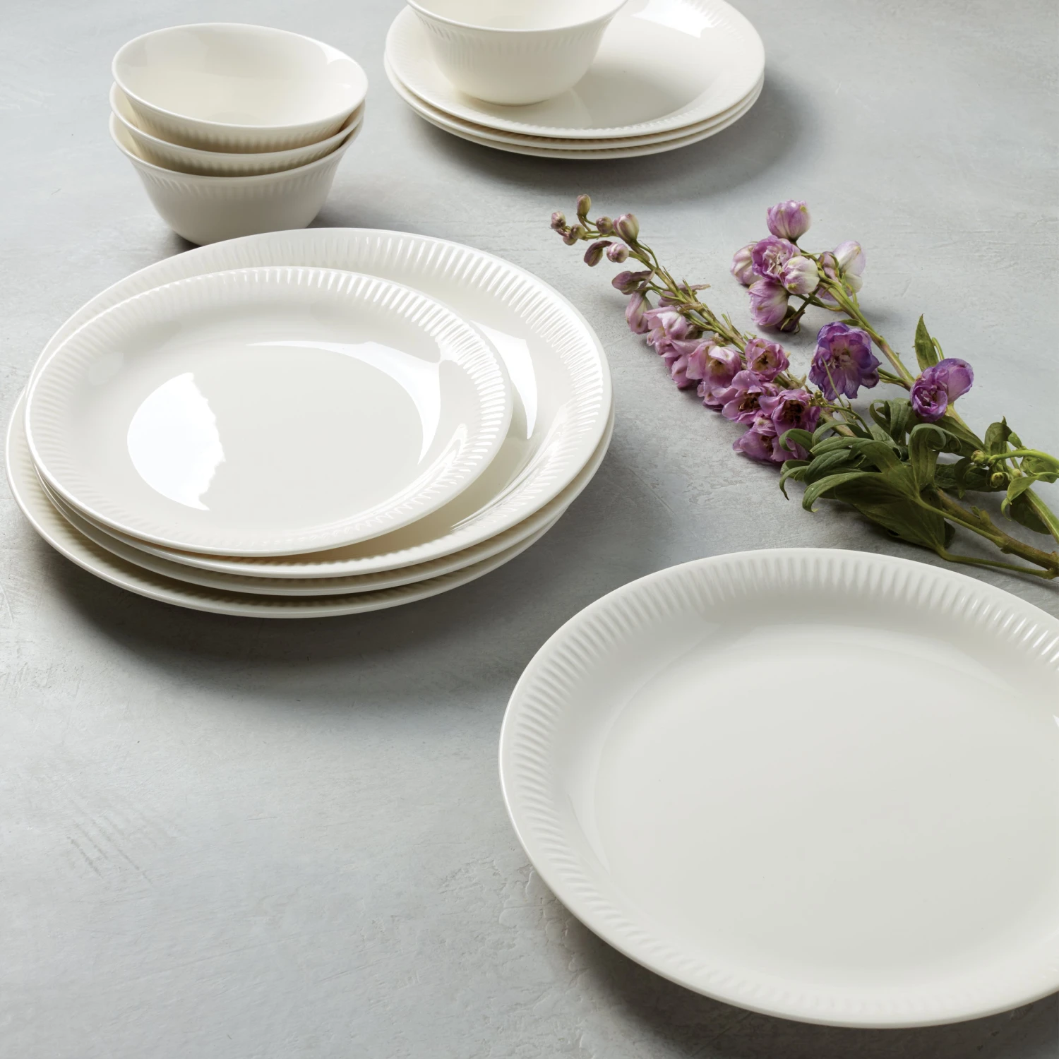 Lenox Dinnerware Profile White Porcelain 4-Piece Accent Plate Set 10 Lenox Dinnerware Profile White Porcelain 4-Piece Accent Plate Set