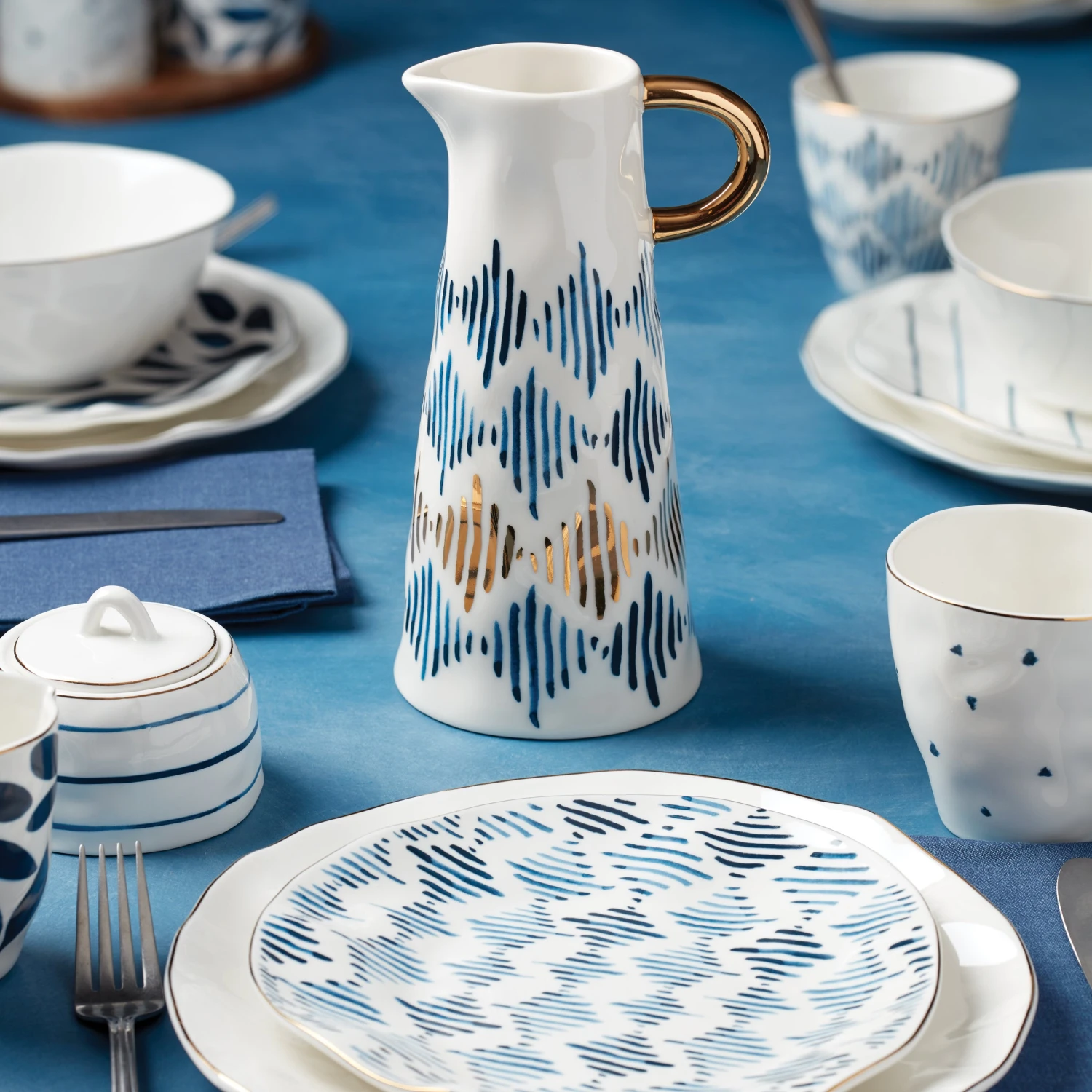 891206_w12.jpg Lenox Blue Bay Medium Pitcher Drinkware