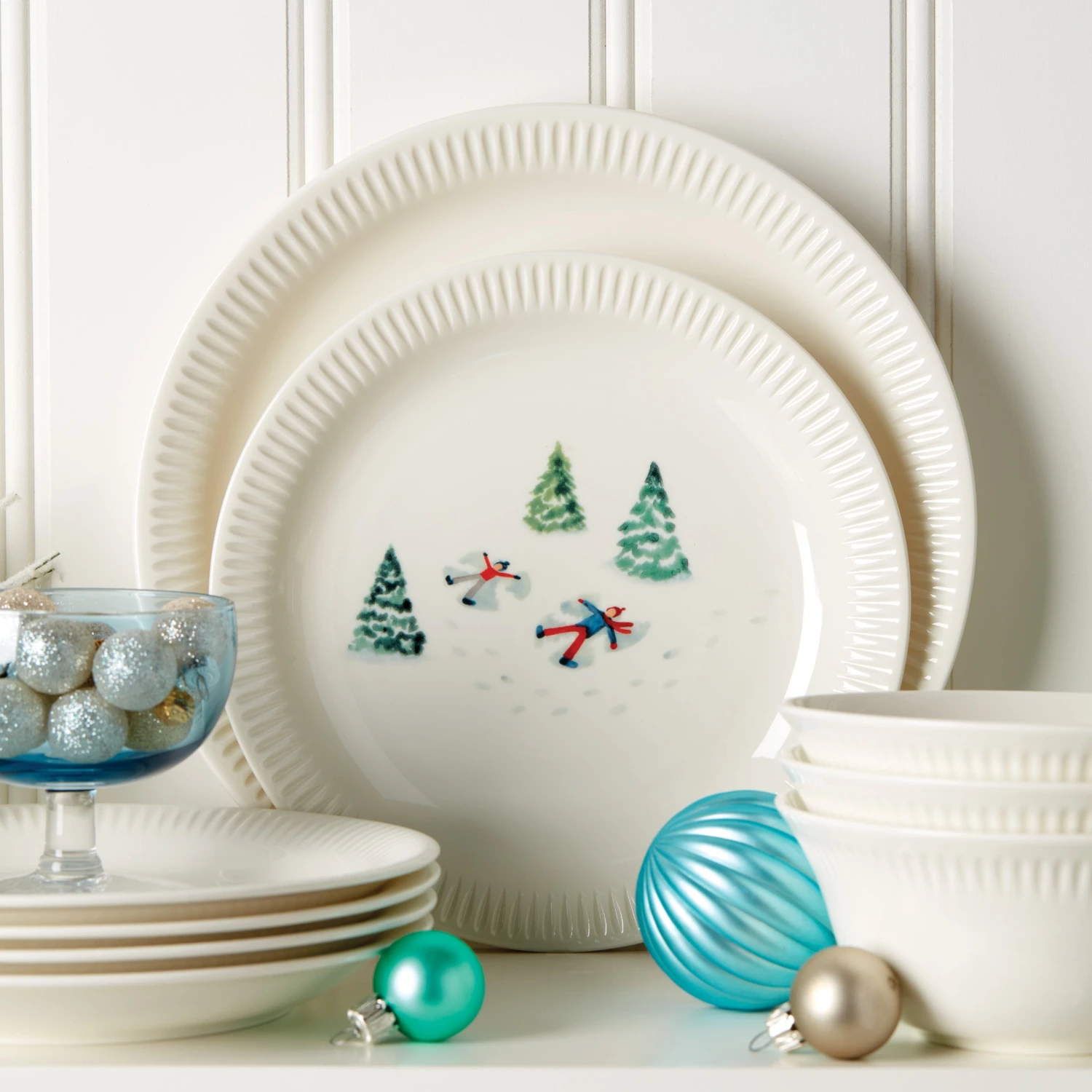 893508_w11.jpg Lenox Dinnerware Profile Snow Day 4-Piece Dinner Plate Set