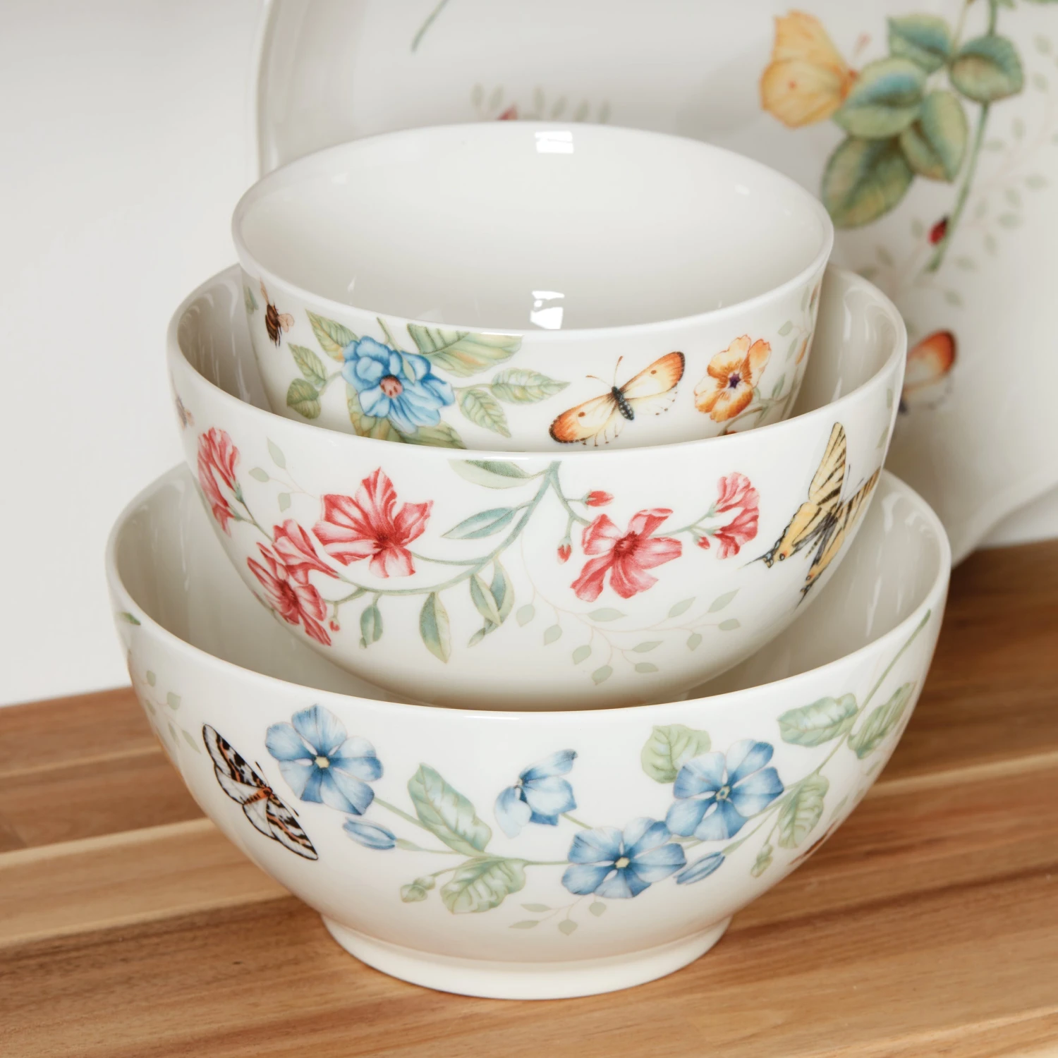 893575_w13.jpg Lenox Butterfly Meadow 3-Piece Bowl Set