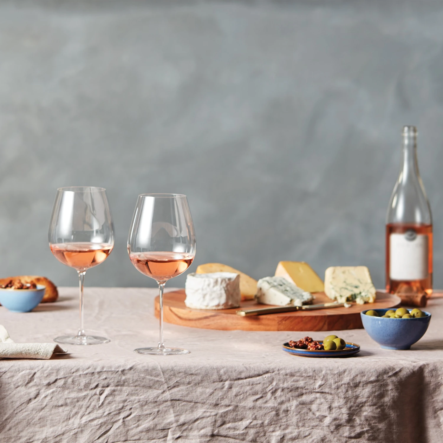 893813-LNP-S22-FEA-1.jpg Lenox Signature Series Warm Region 2-Piece Wine Glasses Drinkware