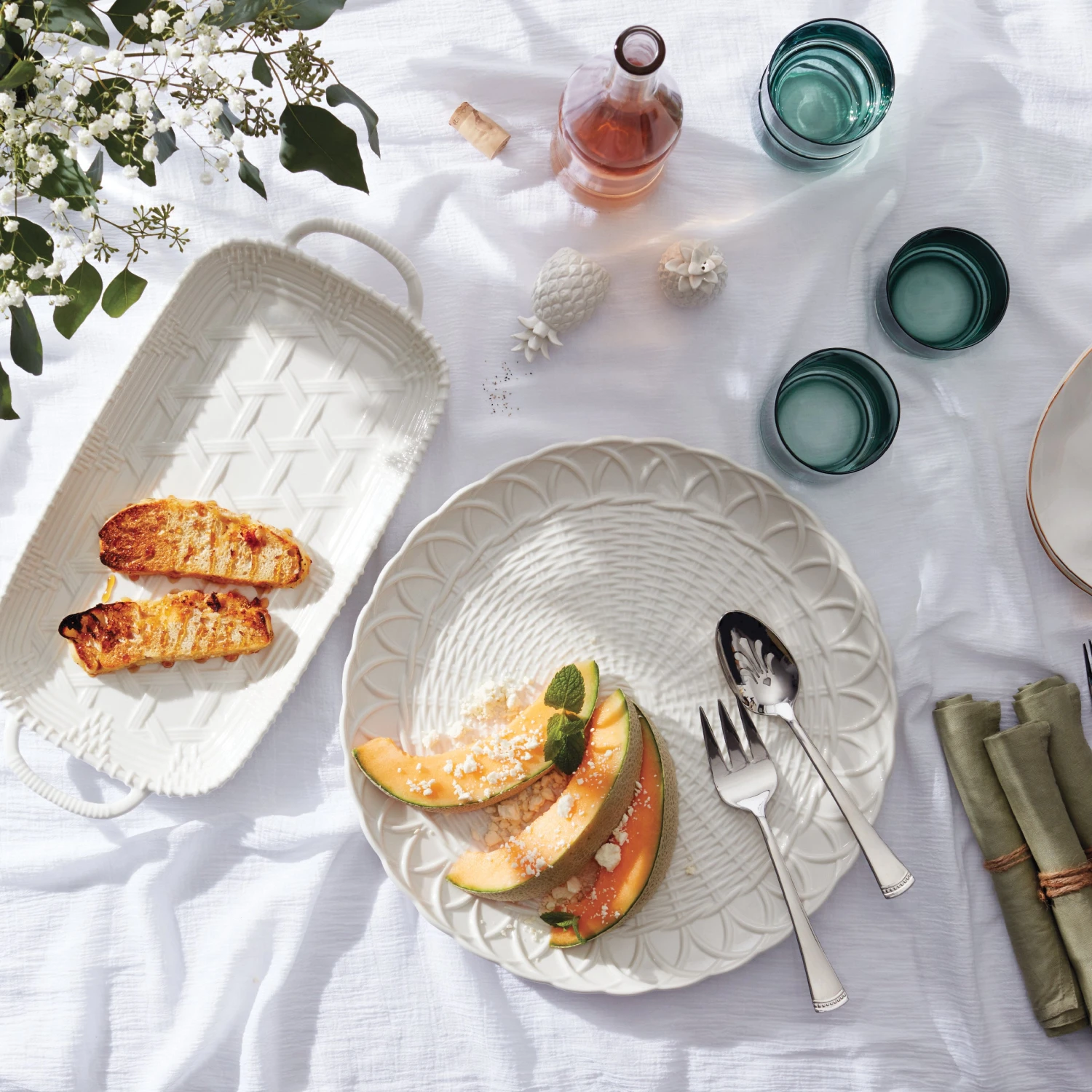 893880-893875-893879-LNP-S22-FEA-6.jpg Lenox Wicker Creek Round Platter